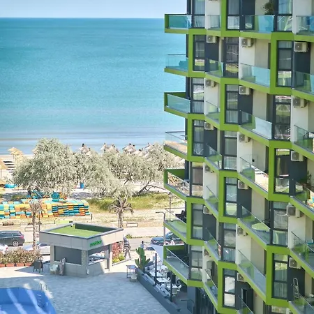 アパート Lovely Sea View Apartment Alezzi Spa Pools Resort