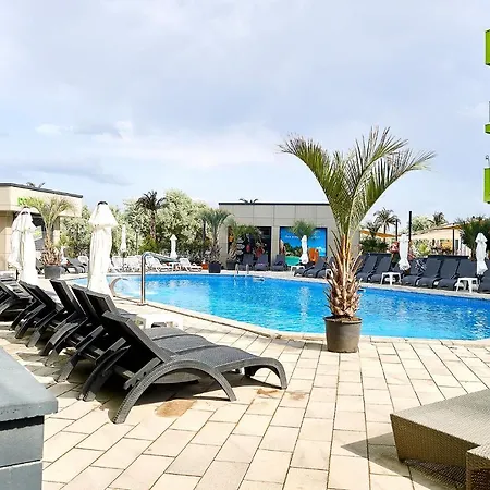 Lovely Sea View Apartment Alezzi Spa Pools Resort
